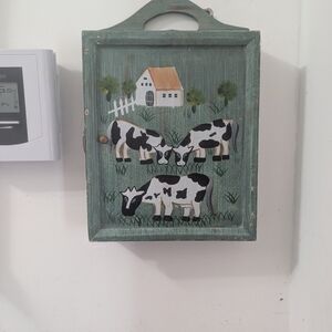 Hand-Painted Key Box Key Holder Wall Decor